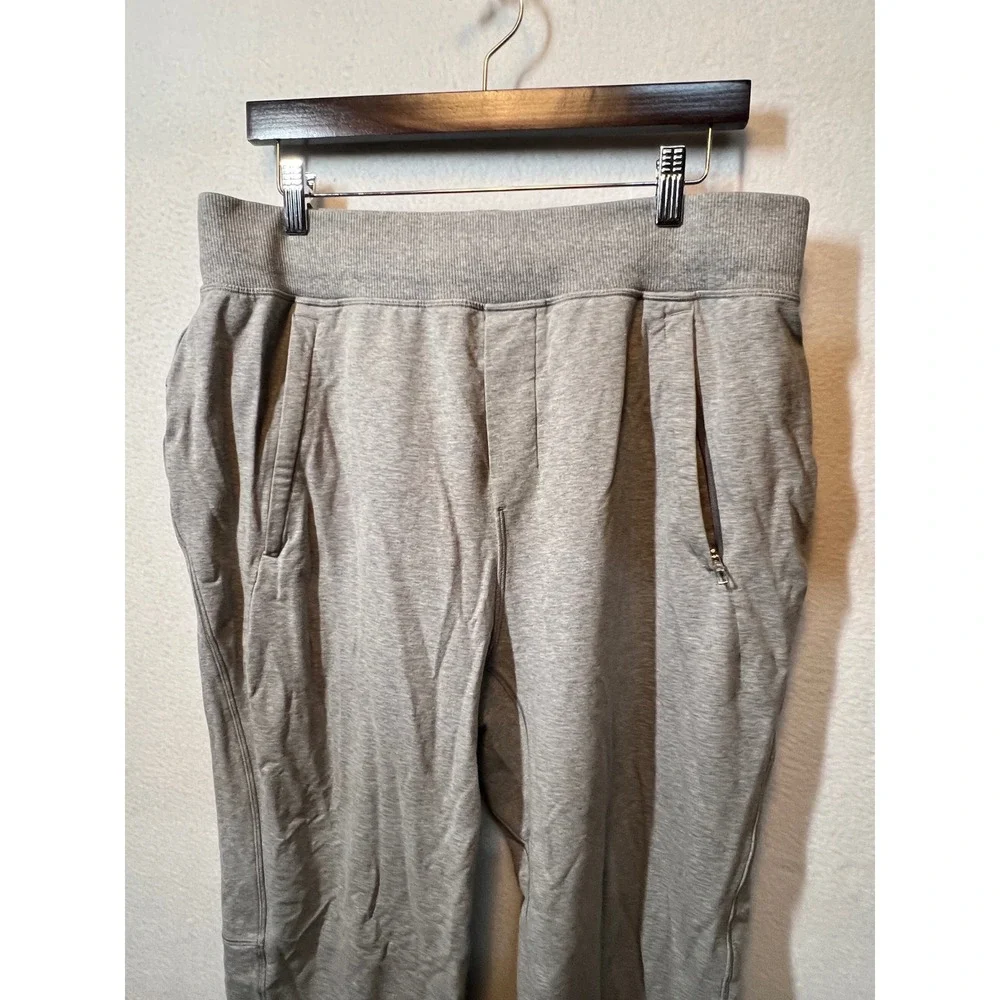 Lululemon Grey Jogger Sweatpants Size L Casual Lounge Zip Pocket - Picture 11 of 12